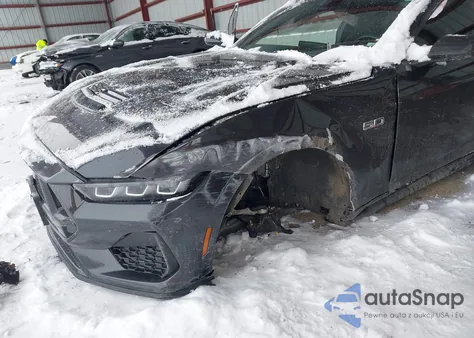 2024 Ford Mustang Gt Fastback z USA, uszkodzony, nr VIN 1FA6P8CF1R5418898